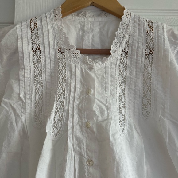 Vintage White Eyelet Blouse - Picture 2 of 3
